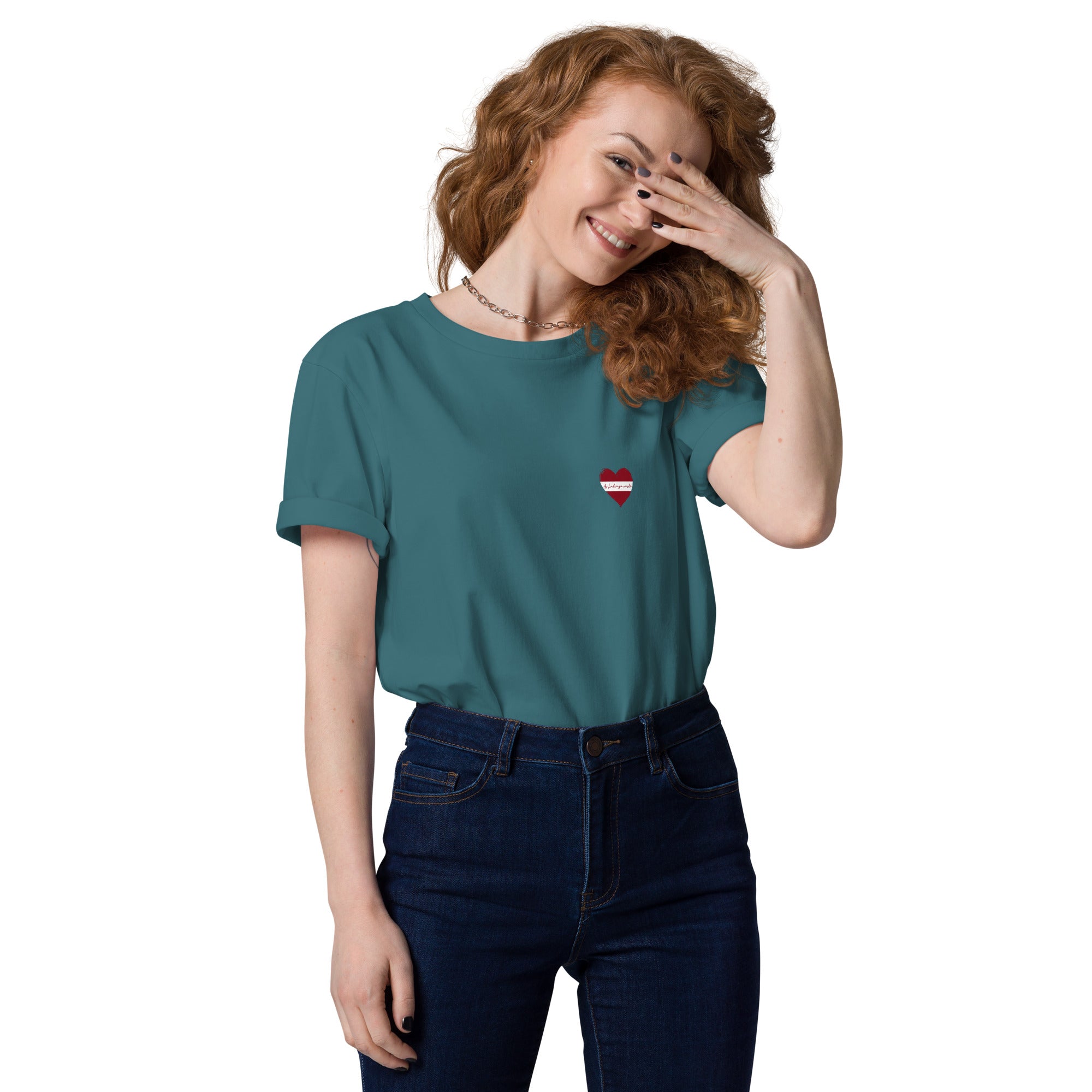 Ar Latviju sirdī - unisex organiskās kokvilnas t-krekls❤️
