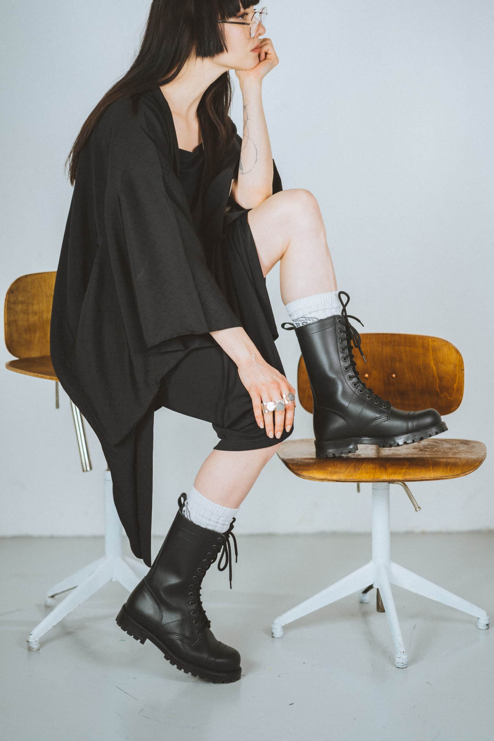 516 aka High Aviator Boots - melni