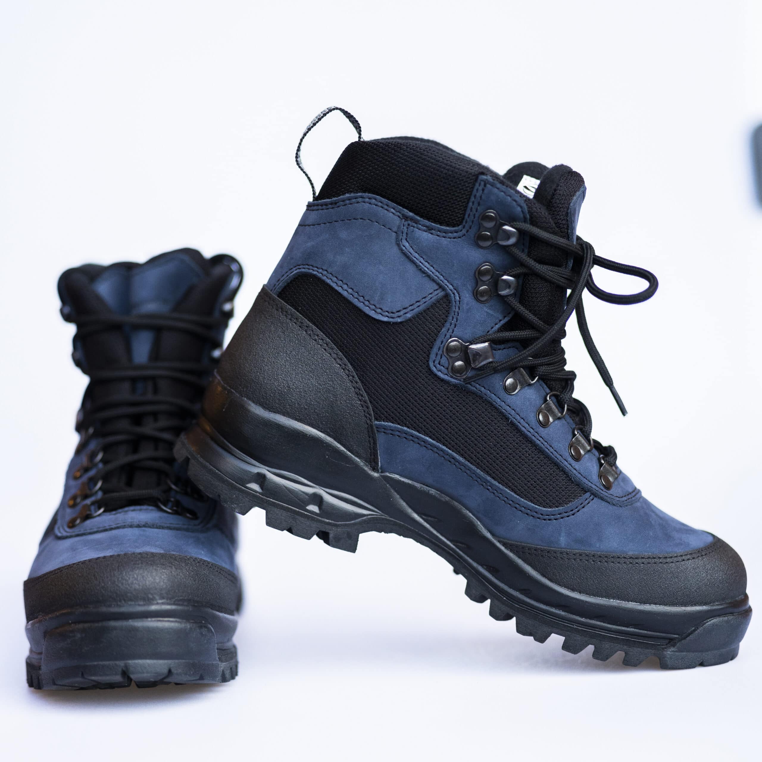Matkasaapad 550 Navy