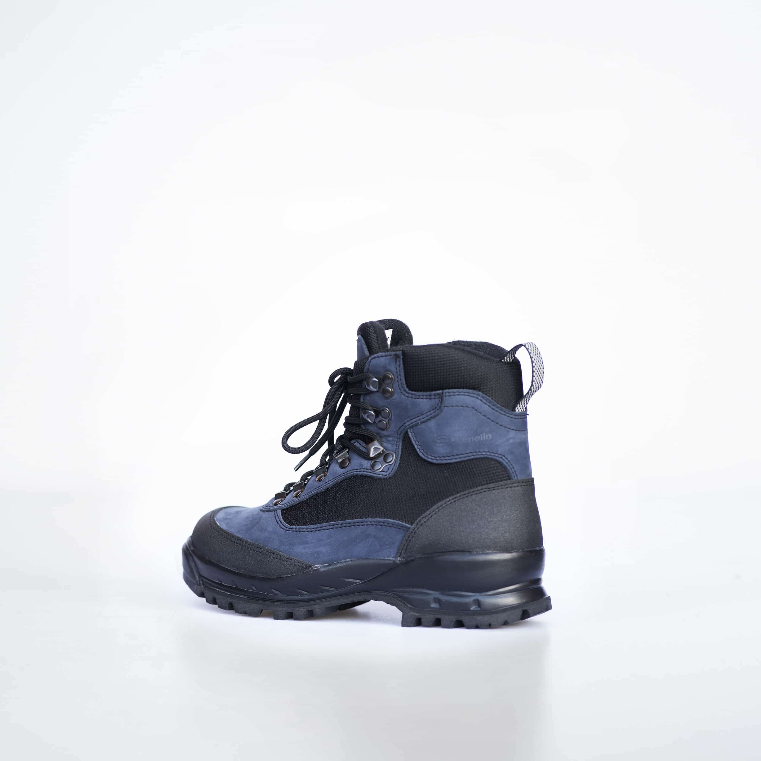 Matkasaapad 550 Navy